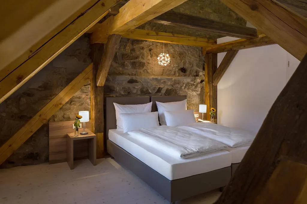 Hotel Hollerhoefe - Zu Gast Im Dorf Kemnath